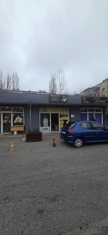 Nizami rayonu 214 saylı məktəblə üzbəüz 30 kv.m çağaza arendaya lalafo.az -da Nizami rayonu 214 saylı məktəblə üzbəüz 30 kv.m çağaza arendaya