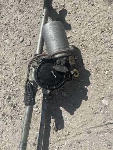 Məhsul: Ön şüşə salyankası komplekti (mühərrik + mexaniki ötürücü lalafo.az -da Məhsul: Ön şüşə salyankası komplekti (mühərrik + mexaniki ötürücü