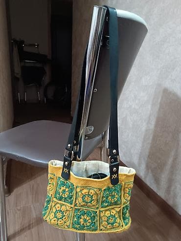 Əl işi toxunma çanta - Dizayn: Sarı və yaşıl rəngli kvadrat lalafo.az -da Əl işi toxunma çanta - Dizayn: Sarı və yaşıl rəngli kvadrat