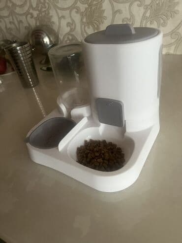 Avtomatik yem və su paylayıcısı – pişik və kiçik itlər üçün - 2-si lalafo.az -da Avtomatik yem və su paylayıcısı – pişik və kiçik itlər üçün - 2-si