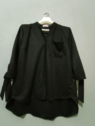 Qadın köynəyi – qara rəng - Model: düyməli, yüngül oversize kəsim - lalafo.az -da Qadın köynəyi – qara rəng - Model: düyməli, yüngül oversize kəsim -