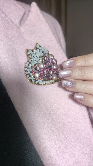 Manikür, Gellak, şellak, Korreksiya, Dırnaqların dizaynı, Salonda lalafo.az -da Manikür, Gellak, şellak, Korreksiya, Dırnaqların dizaynı, Salonda