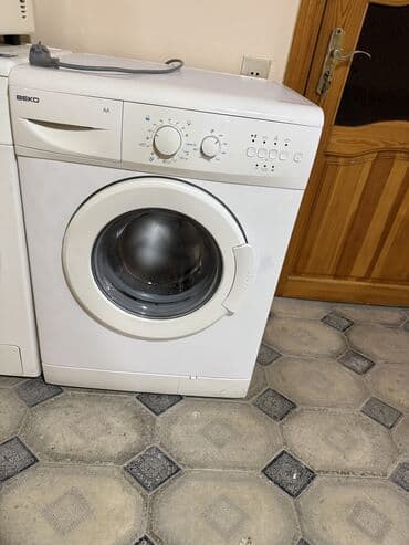 BEKO önyükləməli paltaryuyan maşın Xüsusiyyətlər: - Yükləmə tipi: Ön lalafo.az -da BEKO önyükləməli paltaryuyan maşın Xüsusiyyətlər: - Yükləmə tipi: Ön