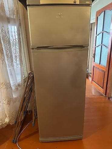 İşlənmiş 2 qapılı Indesit Soyuducu Satılır, rəng - Gümüşü lalafo.az -da İşlənmiş 2 qapılı Indesit Soyuducu Satılır, rəng - Gümüşü