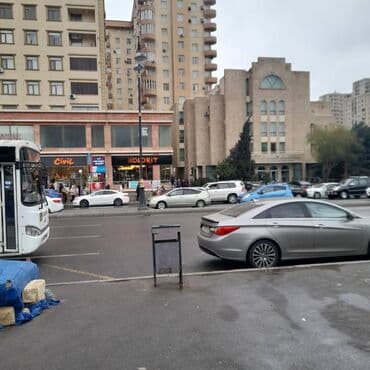 Inşaatçılar metrosu düz çıxışında 5 mərtəbəli binanın 1-ci mərtəbəsi lalafo.az -da Inşaatçılar metrosu düz çıxışında 5 mərtəbəli binanın 1-ci mərtəbəsi