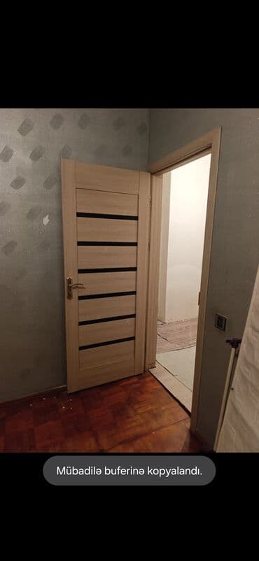 Yataq otağı üçün İşlənmiş Otaq qapısı Ünvandan götürmə lalafo.az -da Yataq otağı üçün İşlənmiş Otaq qapısı Ünvandan götürmə