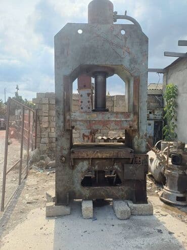 пресс чоп сатам: Pres aparatı 150 tonluq.stolu 1mx1m.Press avadanlıq at lalafo.az — 1 пресс чоп сатам: Pres aparatı 150 tonluq.stolu 1mx1m.Press avadanlıq — 1