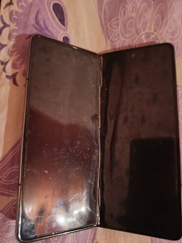 Samsung Galaxy Z Fold 4, rəng - Bej lalafo.az -da Samsung Galaxy Z Fold 4, rəng - Bej