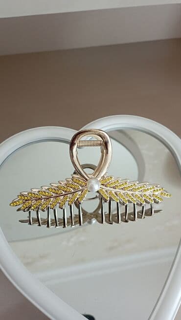 Zərif qaşlı saç aksesuarı dəsti - Saç üçün metal klips: Qızılı lalafo.az -da Zərif qaşlı saç aksesuarı dəsti - Saç üçün metal klips: Qızılı