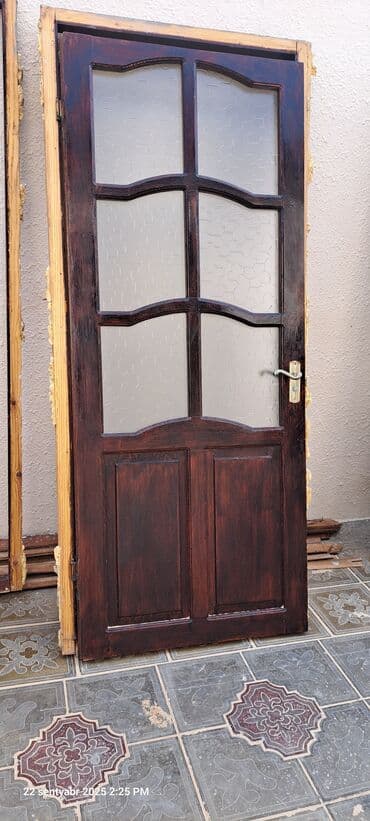 Taxta şüşəli otaq qapıları – komplekt 4ədəd qapıçərçivə ilə . sağlam lalafo.az -da Taxta şüşəli otaq qapıları – komplekt 4ədəd qapıçərçivə ilə . sağlam