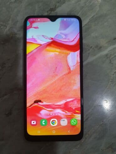 Samsung Galaxy A70, 128 GB, rəng - Qara, İki sim kartlı lalafo.az -da Samsung Galaxy A70, 128 GB, rəng - Qara, İki sim kartlı