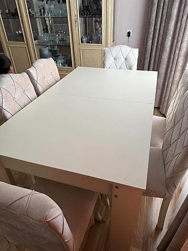 Açılan masa 6 stulla. Yaxşı veziyyetde. 250azn ünvan yeni lalafo.az -da Açılan masa 6 stulla. Yaxşı veziyyetde. 250azn ünvan yeni