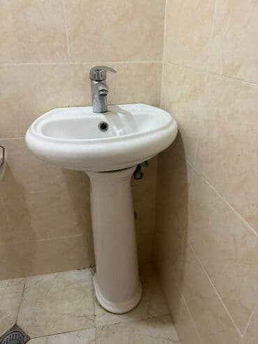 Duş şlanqları: Ağ rəngdə unitaz və ayaqlı çanaq dəsti hamam otaqları üçün uyğundur lalafo.az -da — 3 Duş şlanqları: Ağ rəngdə unitaz və ayaqlı çanaq dəsti hamam otaqları üçün uyğundur — 3