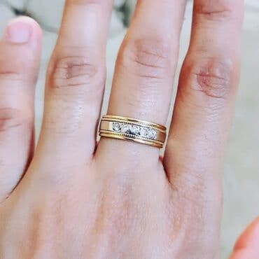 Alyans, Üzük, Sarı qızıl, 750 Əyar, Brilyant, 0-0.25 Karat lalafo.az -da Alyans, Üzük, Sarı qızıl, 750 Əyar, Brilyant, 0-0.25 Karat