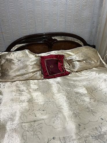 Klassik üslubda iki nəfərlik taxta çarpayı - Başlıq: Tünd qəhvəyi lalafo.az -da Klassik üslubda iki nəfərlik taxta çarpayı - Başlıq: Tünd qəhvəyi