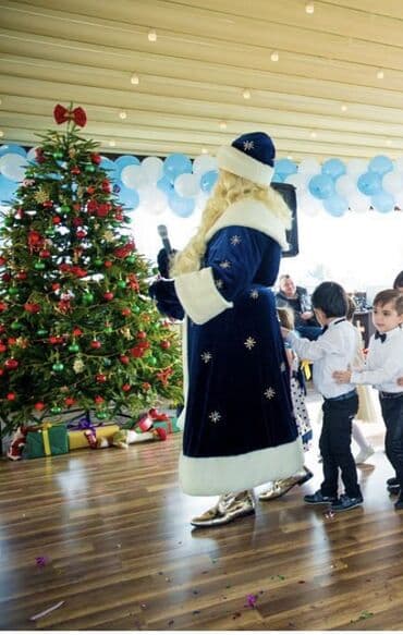 Yolkanın hündürlüyü 3 metr - Bəzədilmiş şam ağacı (qırmızı-yaşıl lalafo.az -da Yolkanın hündürlüyü 3 metr - Bəzədilmiş şam ağacı (qırmızı-yaşıl