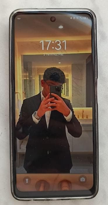 Tecno Spark 20 Pro, 256 ГБ, цвет - Золотой, Отпечаток пальца at lalafo.az Tecno Spark 20 Pro, 256 ГБ, цвет - Золотой, Отпечаток пальца
