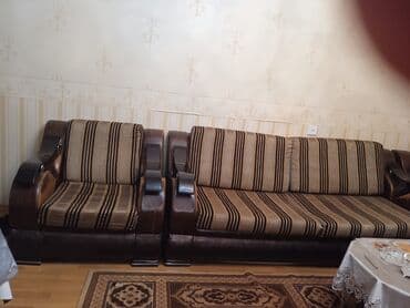 Divan 2 eded krelo unvan bileceri qiymet 90 azn lalafo.az -da Divan 2 eded krelo unvan bileceri qiymet 90 azn