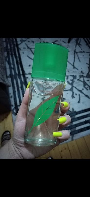 Elizabeth Arden, Dutyden alinib, 100 mlden 3 ya 4 ml islenib, serin lalafo.az -da Elizabeth Arden, Dutyden alinib, 100 mlden 3 ya 4 ml islenib, serin