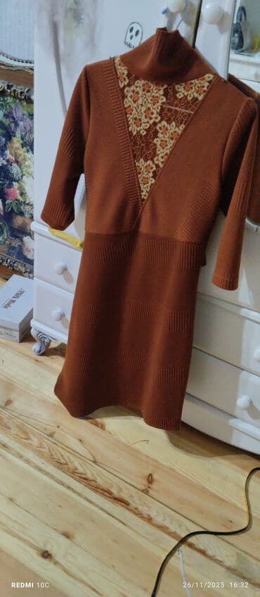 Qadın trikotaj paltar - Rəng: isti kərpic/qəhvəyi - Model: dizdən lalafo.az -da Qadın trikotaj paltar - Rəng: isti kərpic/qəhvəyi - Model: dizdən