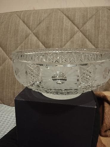 Temiz xrustal meyve qabı. olcusu boyukdur. 60 azn lalafo.az -da Temiz xrustal meyve qabı. olcusu boyukdur. 60 azn