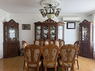 Klassik üslubda qonaq otağı dəsti Tərkib: - Yemək masası – iri lalafo.az -da Klassik üslubda qonaq otağı dəsti Tərkib: - Yemək masası – iri