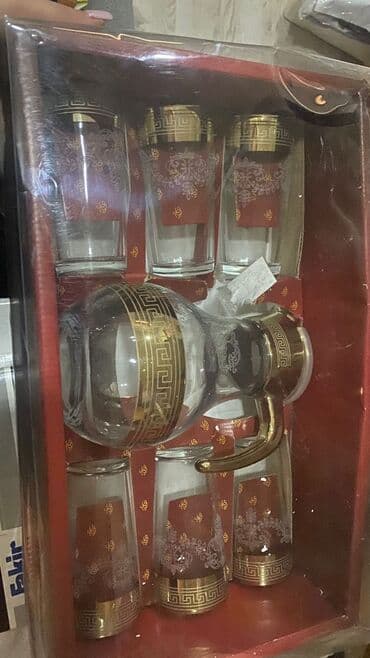 Yenidi Şüşə sürahi və stəkan dəsti - Komplet: 1 ədəd sürahi + 6 ədəd lalafo.az -da Yenidi Şüşə sürahi və stəkan dəsti - Komplet: 1 ədəd sürahi + 6 ədəd