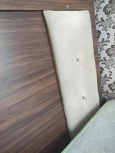 Yataq taxtı iki nəfərlik, bazalıdır,bazada setkalı demirdəndir, evdə lalafo.az -da Yataq taxtı iki nəfərlik, bazalıdır,bazada setkalı demirdəndir, evdə