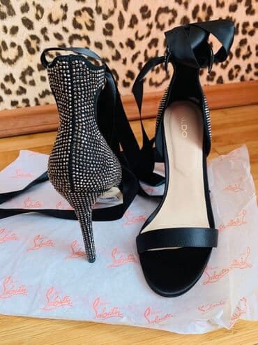 38 razmerdir. 160 AZN alinib. Alinandan sadece 1defe geyinilib. Aldo lalafo.az -da 38 razmerdir. 160 AZN alinib. Alinandan sadece 1defe geyinilib. Aldo