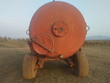 Su çəni, 10 T su tutur, tam işlektir. - 4 təkərli, iki oxlu qoşqu lalafo.az -da Su çəni, 10 T su tutur, tam işlektir. - 4 təkərli, iki oxlu qoşqu