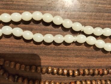 Tesbehler biri 10 manat fosforlu 30 manat lalafo.az -da Tesbehler biri 10 manat fosforlu 30 manat