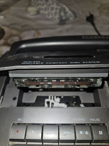 Минидиск-плееры: Samsung RCD-S50 “Portable Compact Disc System” Xüsusiyyətlər: - at lalafo.az — 4 Минидиск-плееры: Samsung RCD-S50 “Portable Compact Disc System” Xüsusiyyətlər: - — 4