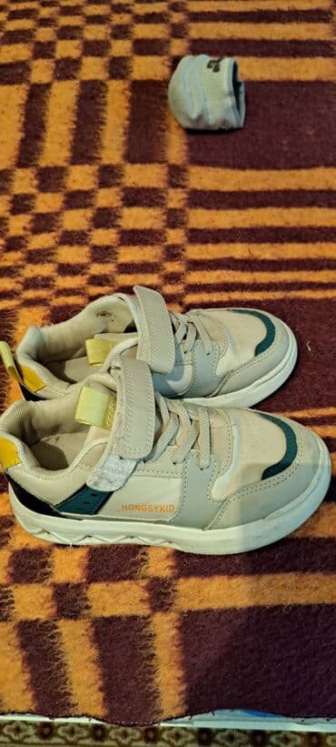 Krossovka, Oğlan üçün, 32 lalafo.az -da Krossovka, Oğlan üçün, 32