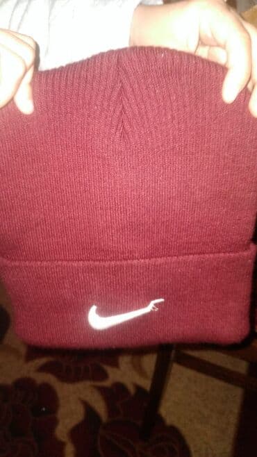 Toxunma, trikotaj papaqlar: Toxunma, trikotaj papaq, Nike, Yeni, rəng - Qırmızı, One size lalafo.az -da — 1 Toxunma, trikotaj papaqlar: Toxunma, trikotaj papaq, Nike, Yeni, rəng - Qırmızı, One size — 1