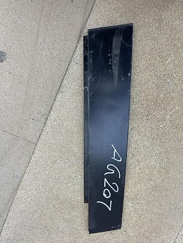 Chevrolet Cruze qapl stoykasının üstlüyü Məhsul: Qara metal/plastik lalafo.az -da Chevrolet Cruze qapl stoykasının üstlüyü Məhsul: Qara metal/plastik