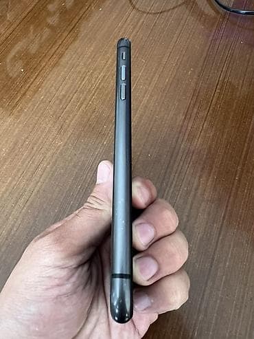 IPhone X, Qara, Face ID lalafo.az -da IPhone X, Qara, Face ID