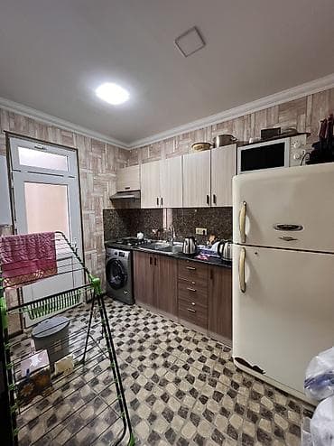 Binəqədi qəs. 3 otaqlı, 90 kv. m lalafo.az -da Binəqədi qəs. 3 otaqlı, 90 kv. m