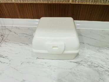 Oxlovlar: Ağ rəngli plastik yemək konteyneri (lunch box) - Kvadrat formalı lalafo.az -da — 6 Oxlovlar: Ağ rəngli plastik yemək konteyneri (lunch box) - Kvadrat formalı — 6