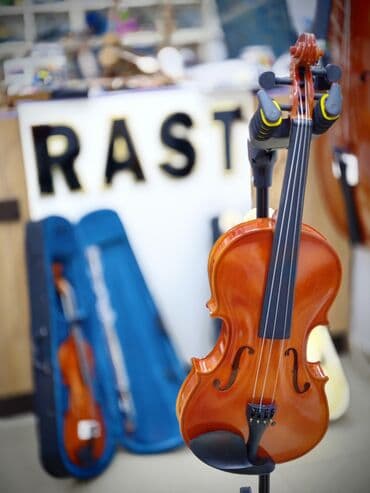 Skripkalar: Skiripka Skiripka "Tayste R80S" 4/1; 4/2; 4/3; 4/4 ölçüdə Rast lalafo.az -da — 2 Skripkalar: Skiripka Skiripka "Tayste R80S" 4/1; 4/2; 4/3; 4/4 ölçüdə Rast — 2