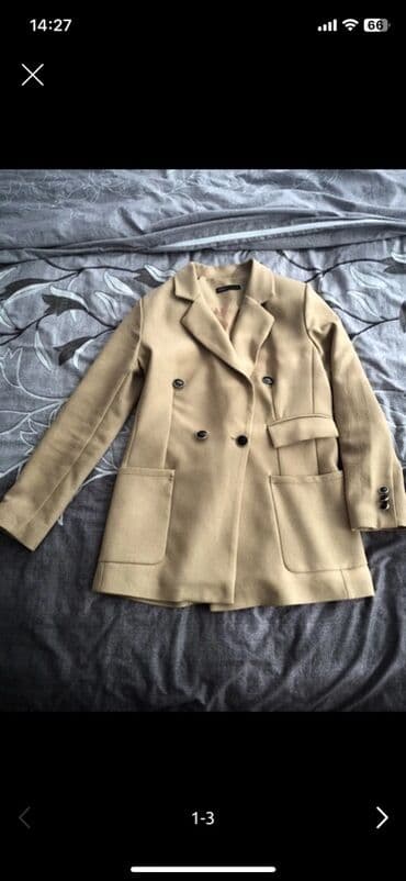 Bej rəngli qadın plaşı – klassik ikiqat düyməli model - Rəng: açıq lalafo.az -da Bej rəngli qadın plaşı – klassik ikiqat düyməli model - Rəng: açıq