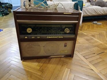 Vintage lampalı radio-grammofon şkafı - Korpus: tünd ağac effektli lalafo.az -da Vintage lampalı radio-grammofon şkafı - Korpus: tünd ağac effektli