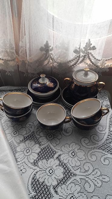 Блюдо для тортов и сладостей, цвет - Синий, Фарфор at lalafo.az Блюдо для тортов и сладостей, цвет - Синий, Фарфор