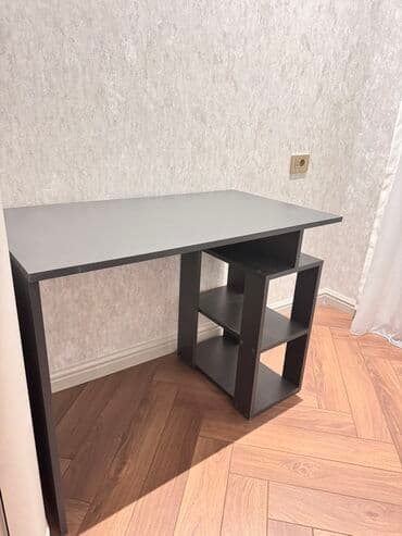 Kompüter masası, Açılmayan, Laminat, Dördbucaq masa lalafo.az -da Kompüter masası, Açılmayan, Laminat, Dördbucaq masa