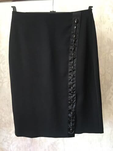 Новая чёрная юбка фирмы Benetton. Размер М (L) . Нарядная, хорошего lalafo.az -da Новая чёрная юбка фирмы Benetton. Размер М (L) . Нарядная, хорошего