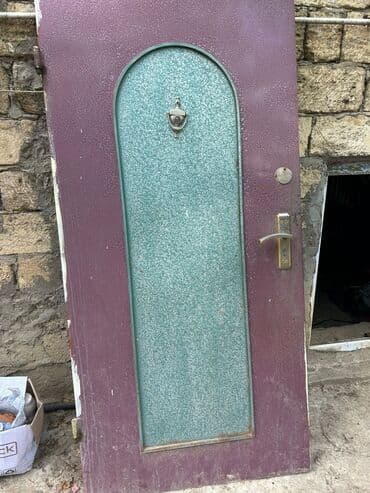 Mənzil üçün İşlənmiş Giriş qapısı Petlə ilə, Zəmanətsiz, Ünvandan götürmə lalafo.az -da Mənzil üçün İşlənmiş Giriş qapısı Petlə ilə, Zəmanətsiz, Ünvandan götürmə