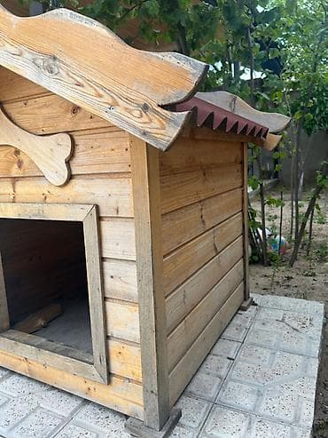 Taxta it evi - Material: tam şam ağacından yığma, qalın taxta lalafo.az -da Taxta it evi - Material: tam şam ağacından yığma, qalın taxta