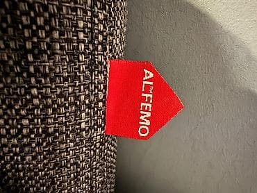 Künc divan, İşlənmiş, Açılmayan, Bazasız, Parça, Çatdırılma yoxdur lalafo.az -da Künc divan, İşlənmiş, Açılmayan, Bazasız, Parça, Çatdırılma yoxdur