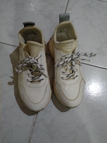 Ölçü: 38, rəng - Ağ, İşlənmiş lalafo.az -da Ölçü: 38, rəng - Ağ, İşlənmiş