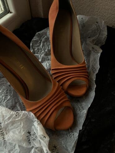 Brend: ESSTII Model: Açıq burunlu yüksək daban qadın tuflisi - lalafo.az -da Brend: ESSTII Model: Açıq burunlu yüksək daban qadın tuflisi -