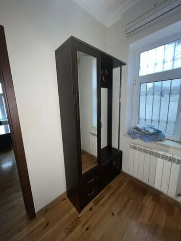 Açılan, 1 qapı Düz dolab, Dolab-asılqan lalafo.az -da Açılan, 1 qapı Düz dolab, Dolab-asılqan